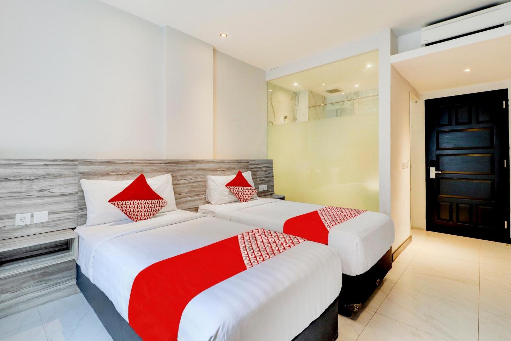 Collection O Cihampelas Near Ciwalk Formerly I Sleep Hotel Bandung Exterior photo